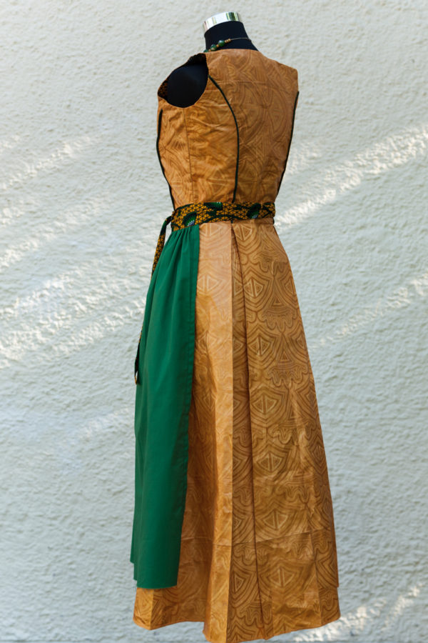 Dirndl "Aissata", S/36 – Bild 9